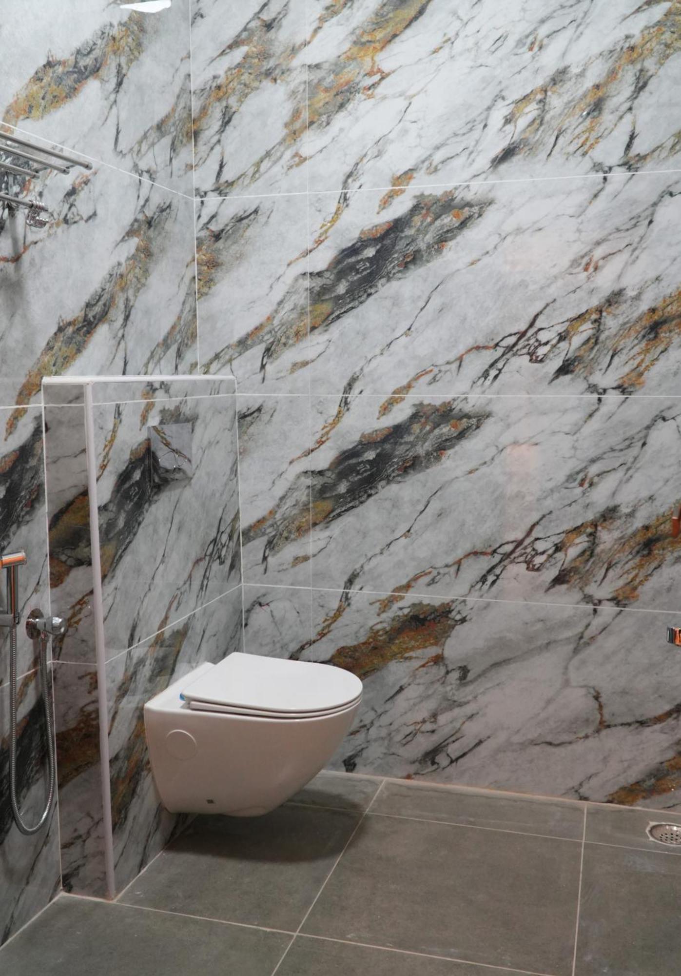 Uj Pallazzio - Business Class Luxury Hotel Tiruvannāmalai エクステリア 写真