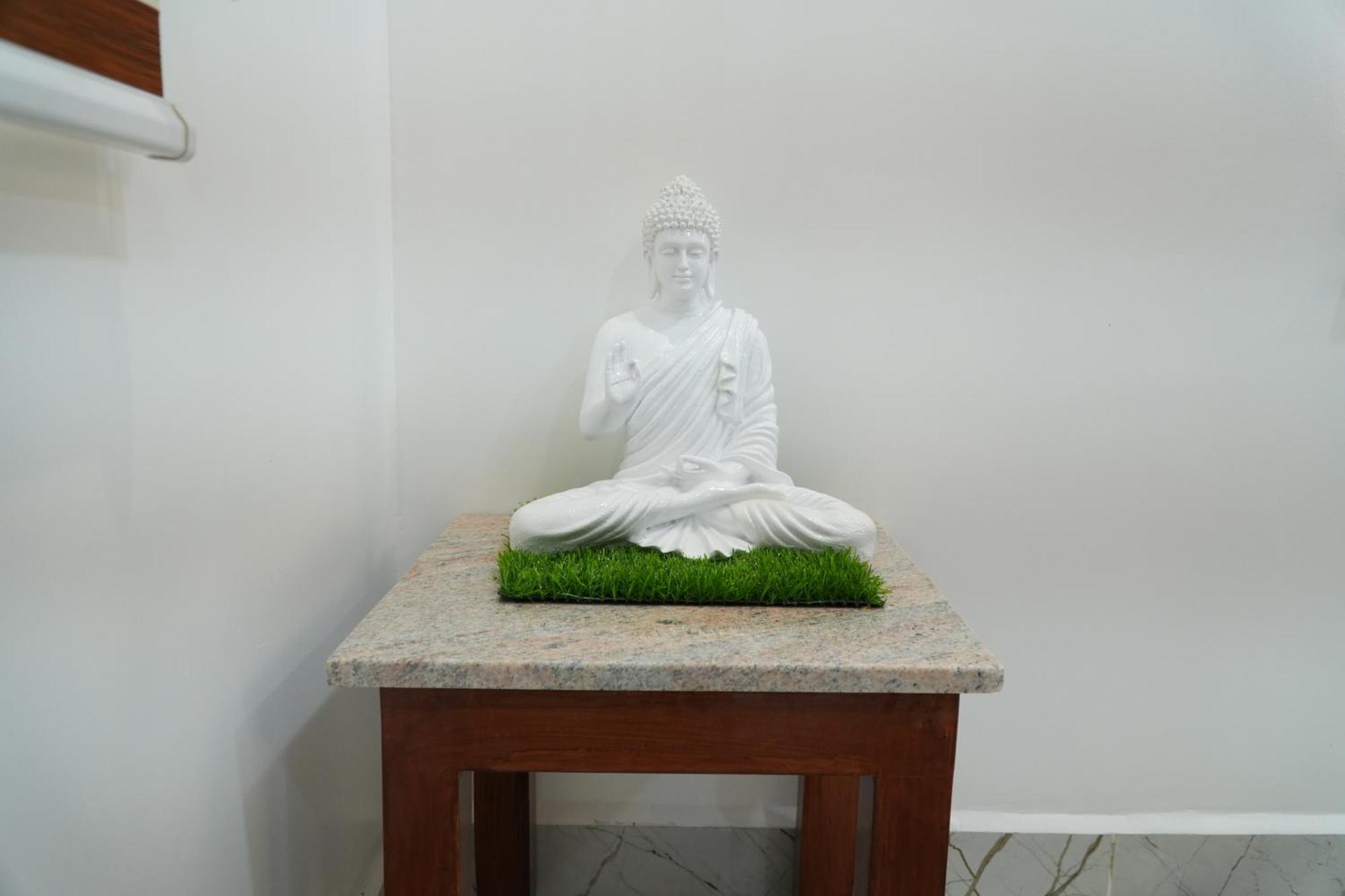 Uj Pallazzio - Business Class Luxury Hotel Tiruvannāmalai エクステリア 写真