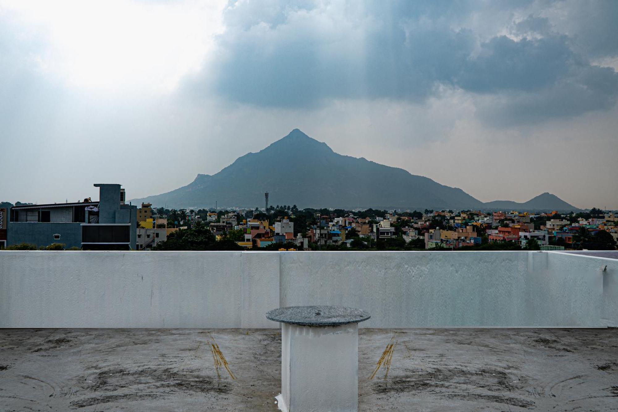Uj Pallazzio - Business Class Luxury Hotel Tiruvannāmalai エクステリア 写真